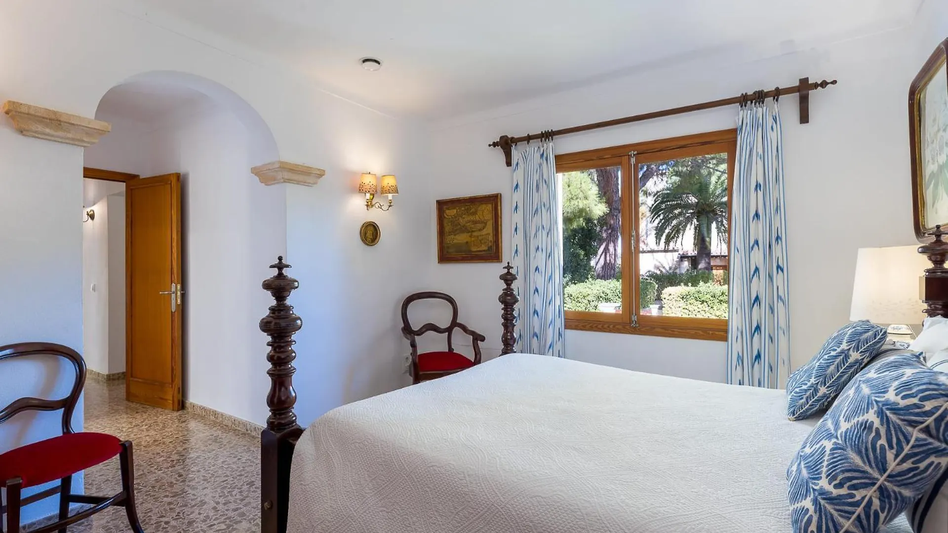 Can Gomila, Beautiful And Quiet Traditional Mallorquin House Cielo de Bonaire بيت للعطل