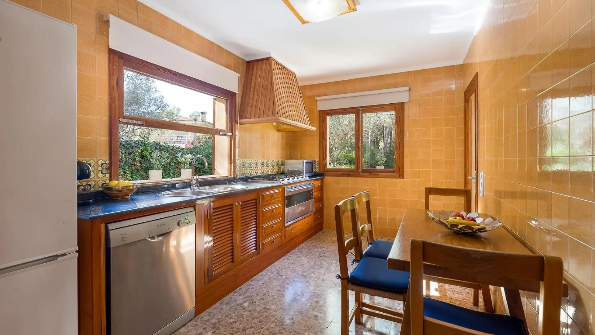 Can Gomila, Beautiful And Quiet Traditional Mallorquin House Cielo de Bonaire